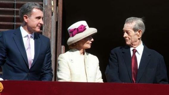 De ce investește România, un stat republican, în promovarea monarhiei?