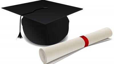 Avalanşă de cereri de renunţare la titlul de doctor după dezvăluirile din presă