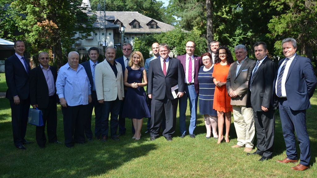 Parteneriatul strategic România-SUA, discutat de membrii CNMR și Dean Thompson