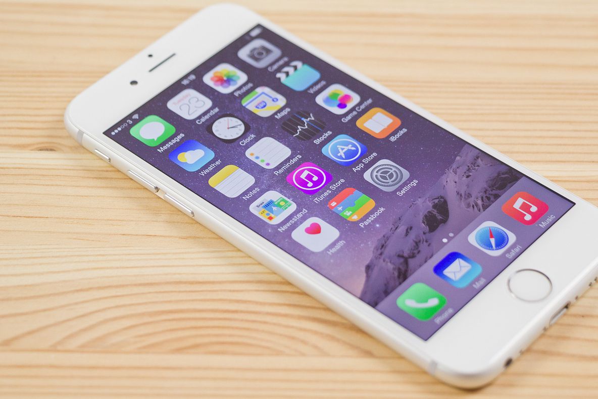 eMAG Summer Sales – Topul celor mai mari reduceri pentru telefoanele iPhone si Samsung