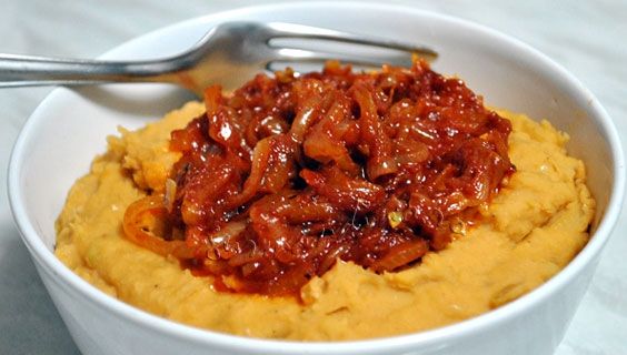 Reţeta moldovenească de fasole bătută! Care este "secretul" pentru o mâncare delicioasă