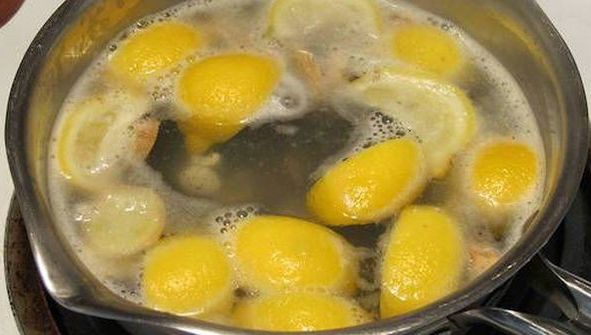 Fierbe lămâi şi bea lichidul imediat cum te trezeşti! Vei fi şocat de efecte!