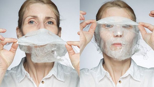 Scapă de punctele negre cu ajutorul foliei alimentare