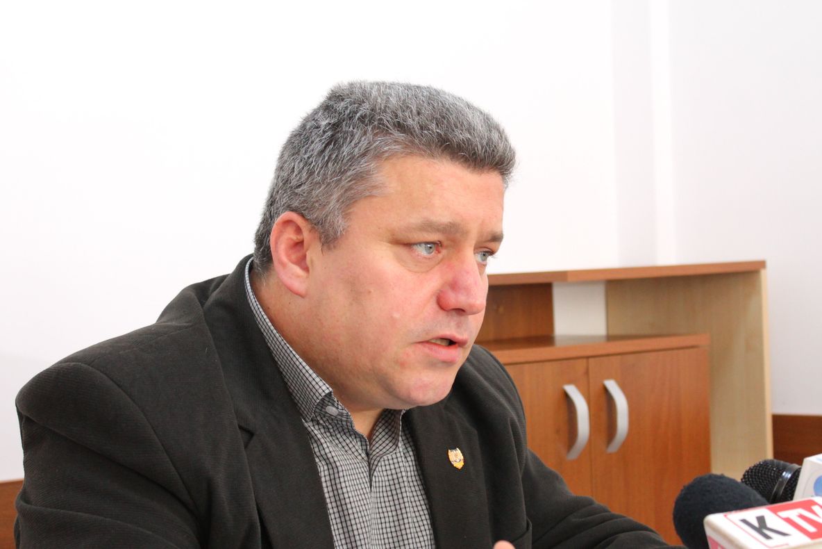 Un senator, despre homosexuali: Să fie mulţumiţi că nu mai sunt prigoniţi de societate. Reacţia CNCD