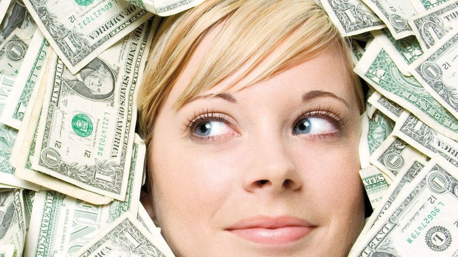 Horoscop 10 august. Zi complicată: ce zodie se redresează cu finanţele