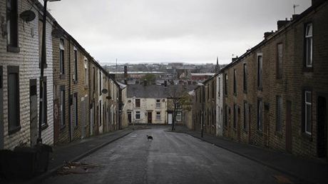 Viitor sumbru după BREXIT. Ironie: britanicii care au votat să iasă din UE sunt primii loviți