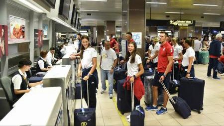 Loturile de canotaj și gimnastică ale României au plecat la Jocurile Olimpice de la Rio de Janeiro