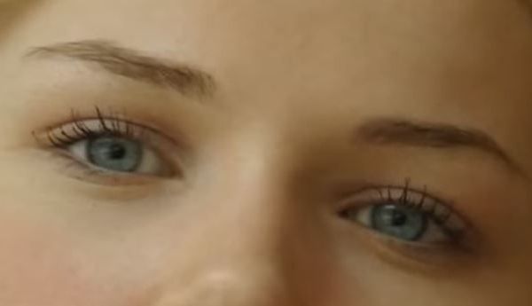 O fotografie a transformat-o în cea mai frumoasă femeie. Cum arată chipul tinerei