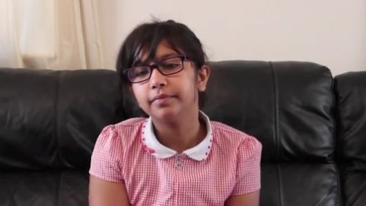 Caz uluitor: fetiţa care strănută de 8.000 de ori pe zi. Medicii nu ştiu ce să-i mai facă