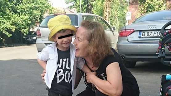 Imaginea pe care o aştepta toată lumea! Cum arată mama lui Carmen Brumă 