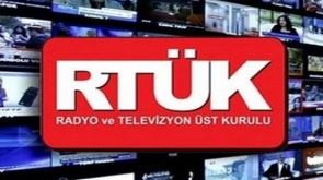 Erdogan continuă jihadul în Turcia: A închis zeci de televiziuni şi posturi de radio