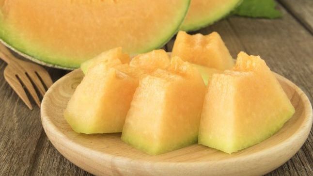 Trei măşti de faţă cu pepene galben. Rezultatele sunt incredibile!