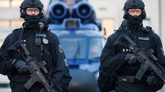 Germania: un băiat de 12 ani radicalizat a încercat să detoneze un dispozitiv artizanal de DOUĂ ori