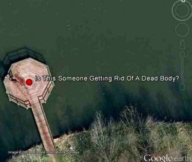 Cele mai ÎNFRICOŞĂTOARE poze surprinse de Google Earth. Ai curaj să le vezi? Unde duce cadavrul?