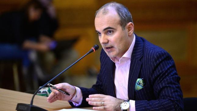 Rareş Bogdan, despre remanierile făcute de Cioloş: "Nu schimbi nişte oameni fără să explici de ce"