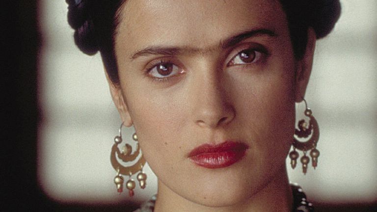 Ce înseamnă dacă ai sprâncenele unite