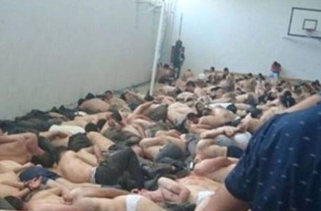 Teroare în Turcia. Imagini greu de privit cu puciștii arestați de regimul Erdogan