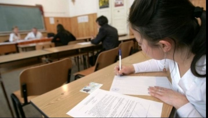 Rezultate bacalaureat 2016 EDU.RO Vaslui. NOTA excepţională a unei adolescente, proaspătă mămică