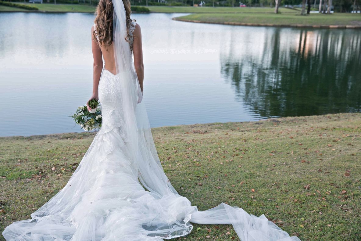 Mireasa avea gânduri de sinucidere. Aflase chiar în ziua nunţii că soţul o înşelase.Urmarea e HORROR