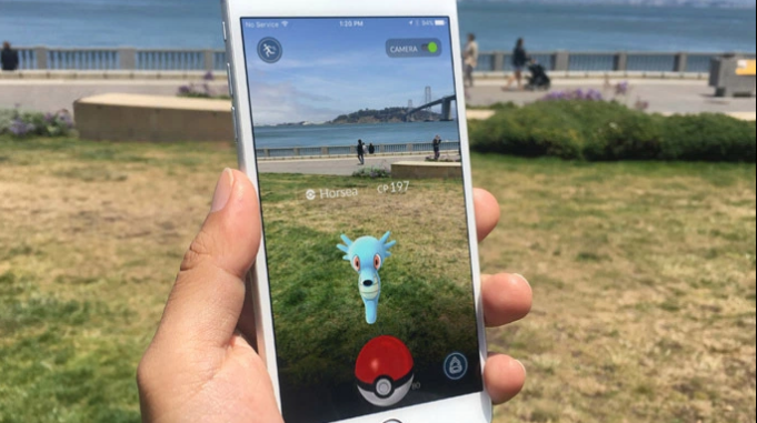 Pokemon Go, jocul care a creat o adevărată isterie: de la accidente auto la demisii și cadavre