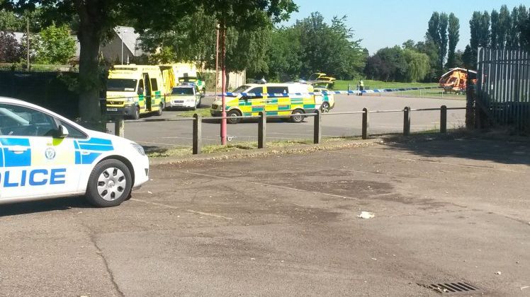 Atac armat în Marea Britanie. Trei persoane, inclusiv atacatorul, au fost ucise