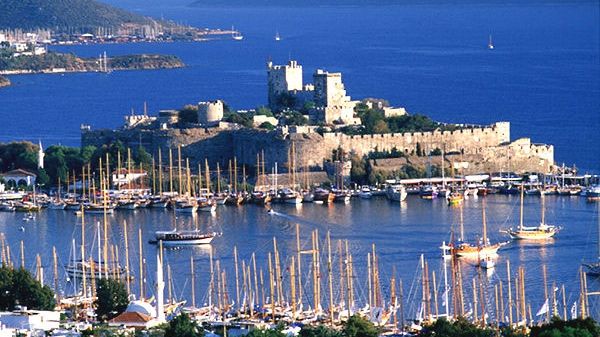 Lovitură dură pentru economia Turciei. Numărul turiștilor străini a scăzut masiv