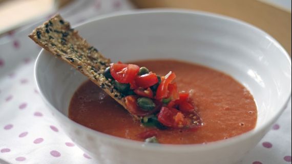 I se spune ”supa magică”. Tratează orice boală și te ajută să slăbești