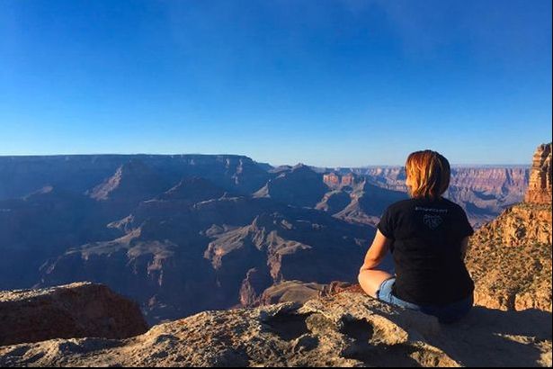 Și-a făcut o poză și a postat-o pe Facebook. A fost ultima ei fotografie. Ce a urmat e îngrozitor