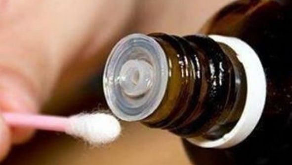 Aplică această tinctură pe încheieturile dureroase şi durerea dispare în 10 minute