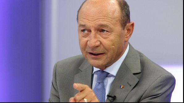 Băsescu: Legea votului prin corespondenţă va fi un mare eşec 