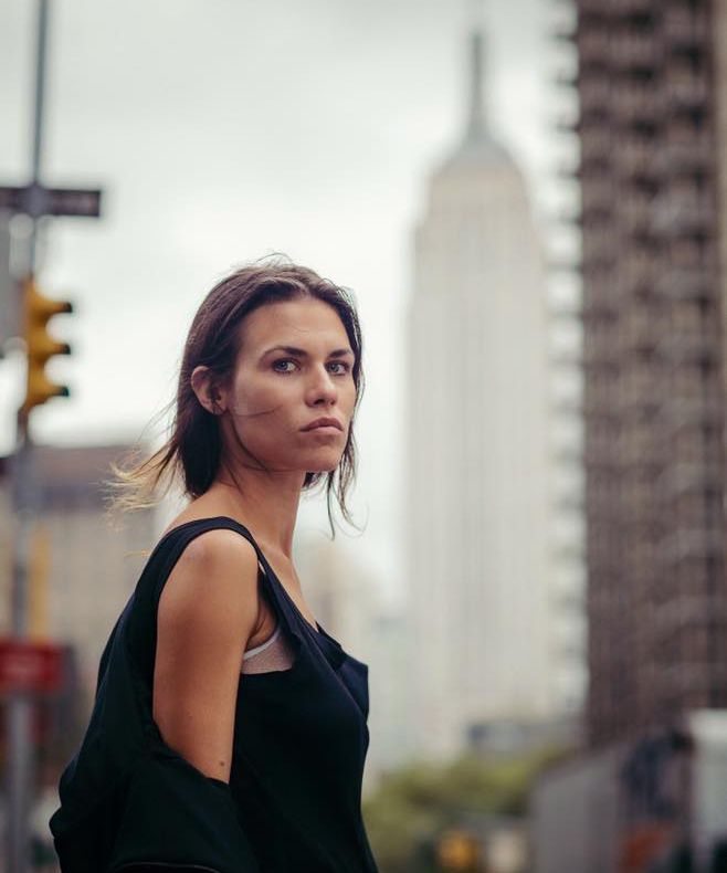 Românca Ana Ularu e pe val: joacă în două super-producţii la Hollywood