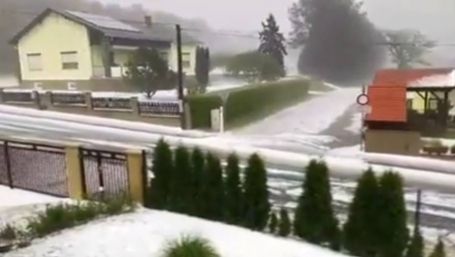 Gheață și frig în plină vară. Fenomenul care i-a speriat pe localnici