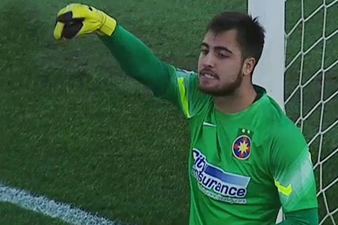 Încă un milion de euro pentru Steaua! Portarul Valentin Cojocaru, transferat la Crotone