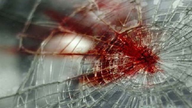 Accident grav în Bacău. Patru persoane rănite, printre care şi un bebeluş de două luni