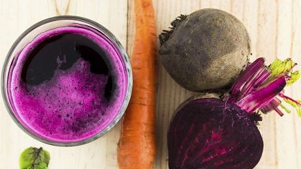 Această băutură a ajutat peste 45.000 de bolnavi de CANCER. Iată cum se prepară