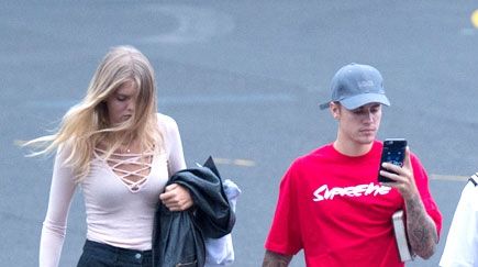 Justin Bieber are o nouă iubită? Artistul a fost văzut în compania unui fotomodel celebru