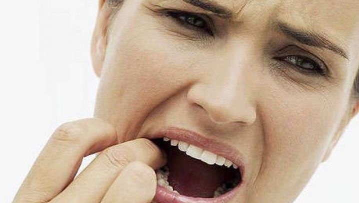 Ce înseamnă când visezi că-ţi cad dinţii. Cum trebuie să interpretezi un astfel de vis