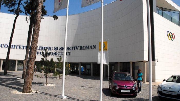 PERCHEZIŢII la firma care a furnizat echipamentul sportivilor de la JO. Reacția COSR