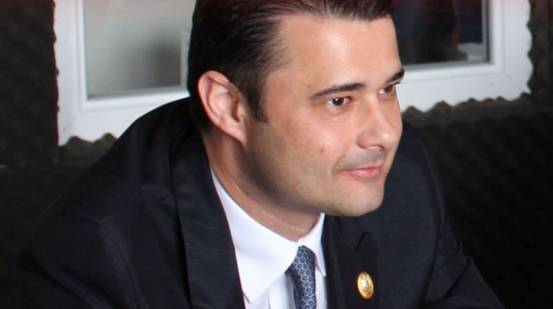 Primarul Sectorului 5 vrea să demoleze zidurile Casei Poporului 