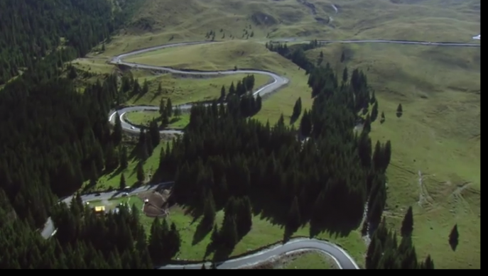 Pericolul de pe Transalpina a fost înlăturat! Cea mai înaltă șosea din România, redeschisă