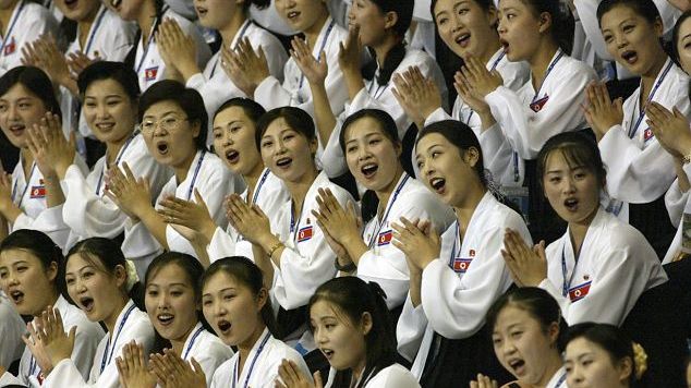 Imagini INTERZISE din cea mai "destrăbălată" petrecere din Coreea de Nord