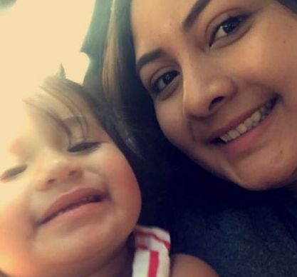 Și-a lăsat nepoțica de doi ani singură în cameră câteva minute. Când s-a întors, ȘOC. Cum a găsit-o