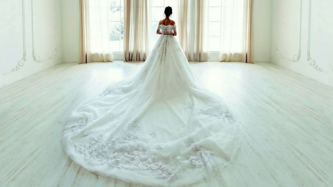 O rochie de mireasă face furori pe Internet. Imaginile te vor lăsa fără cuvinte!