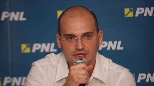 Liberalii l-au reales în funcţie pe preşedintele PNL sector 3