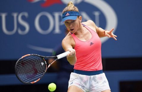 Simona Halep joacă azi pentru un loc în sferturi la US Open