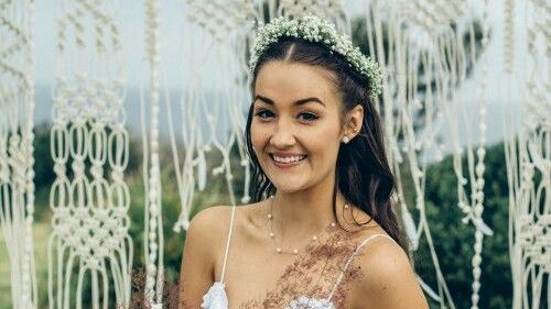 Cea mai "populară" rochie de mireasă de pe Internet. Câte femei visează la ea?