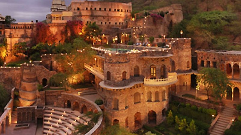 AVERTISMENT transmis de MAE. NU mergeţi în această ţară!