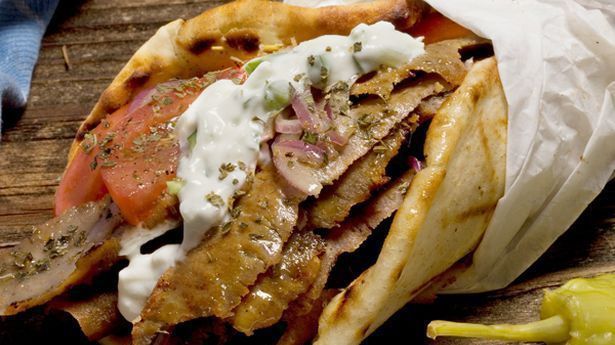 În centrul istoric nu se mai poate vinde kebab. În ce oraş se întâmplă asta