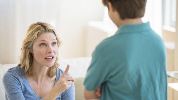 Îi spui asta copilului tău? Este una dintre cele mai grave greşeli