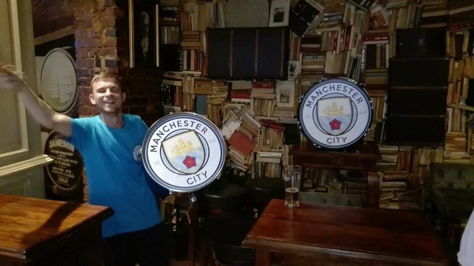 Liga Campionilor. Suporteri ai Manchester City petrec în Centrul Vechi înaintea partidei cu Steaua 